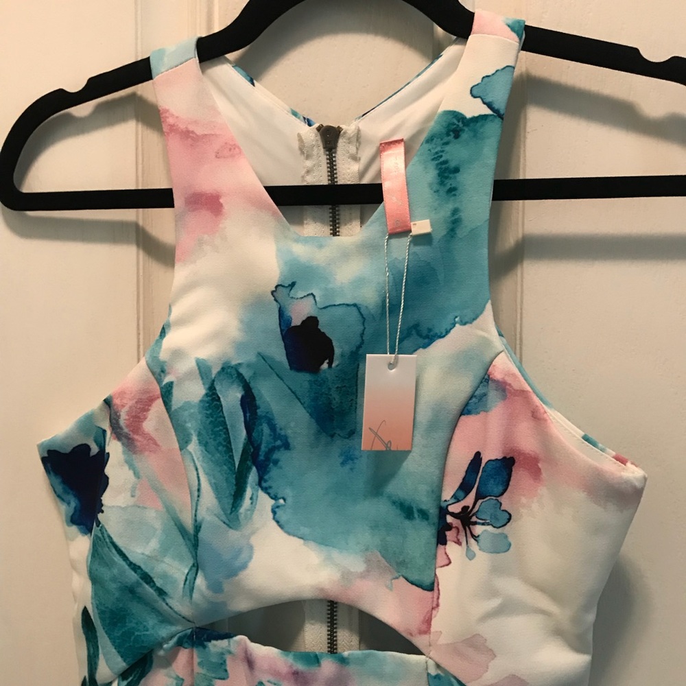 Bodycon Dress - Picture 2 of 6